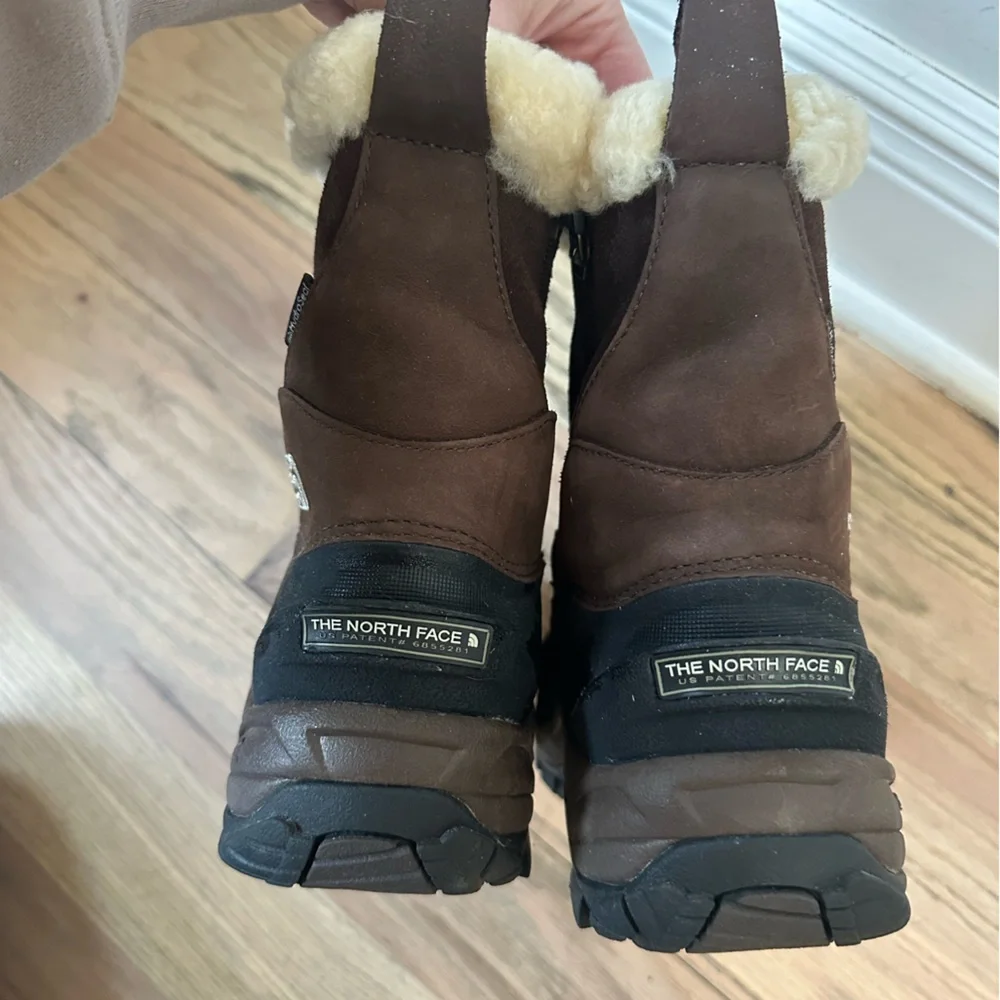 North Face Snow Boots - Picture 4 of 6